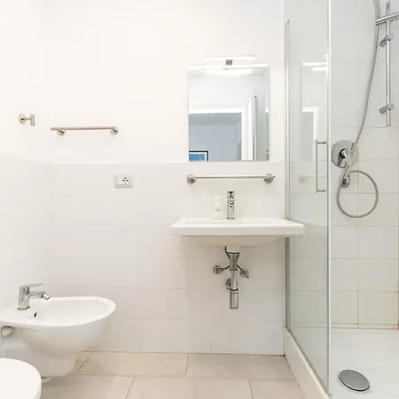 2 Min - 5 Min Centro Citta Apartment Genua