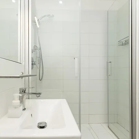 10 Minuti Da E Dal Centro Génova