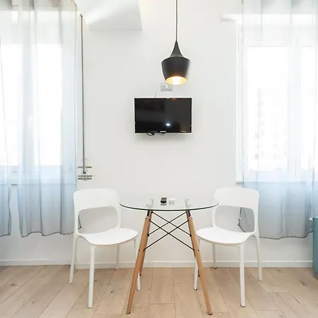 Apartment 10 Minuti Da E Dal Centro Citta